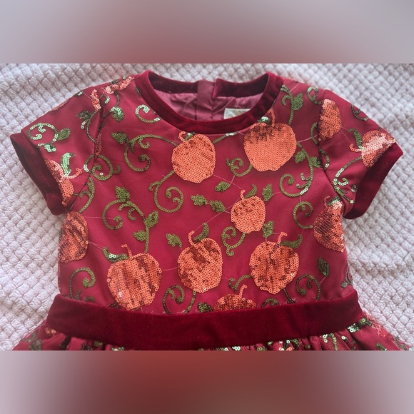 5 & 6, Disney Snow White Princess Dress Embroidered Sequin Red and Gold - Picture 7 of 17